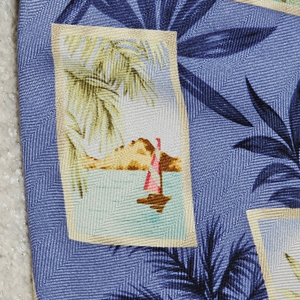 Tommy Bahama Mens Silk Beach Scene Tie Blue Palm Tree Vacation Summer Necktie - Picture 8 of 9